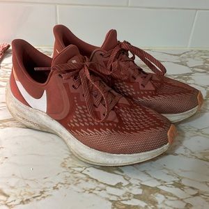 Used Nike zoom